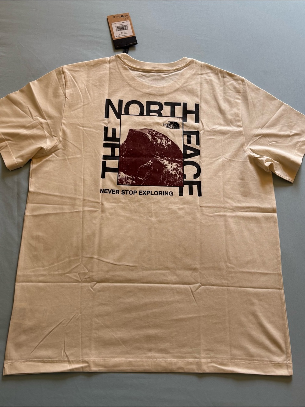 The North Face Men's Half Dome Short Sleeve T-Shirt in White Dune Size XL NWT